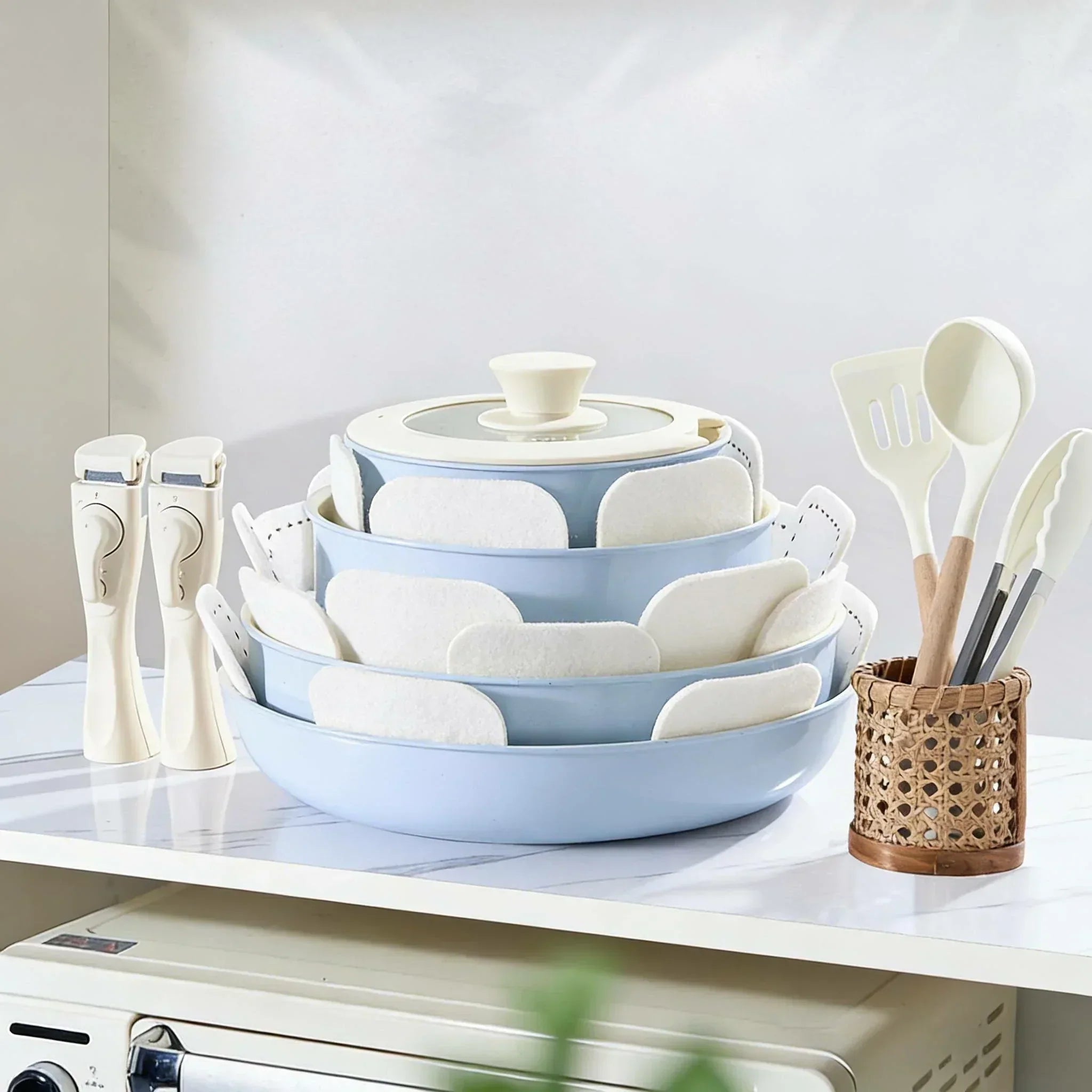 Why Detachable Handle Cookware is a Game-Changer for Modern Kitchens?