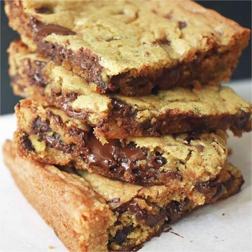 Chocolate Chip Cookie Bars