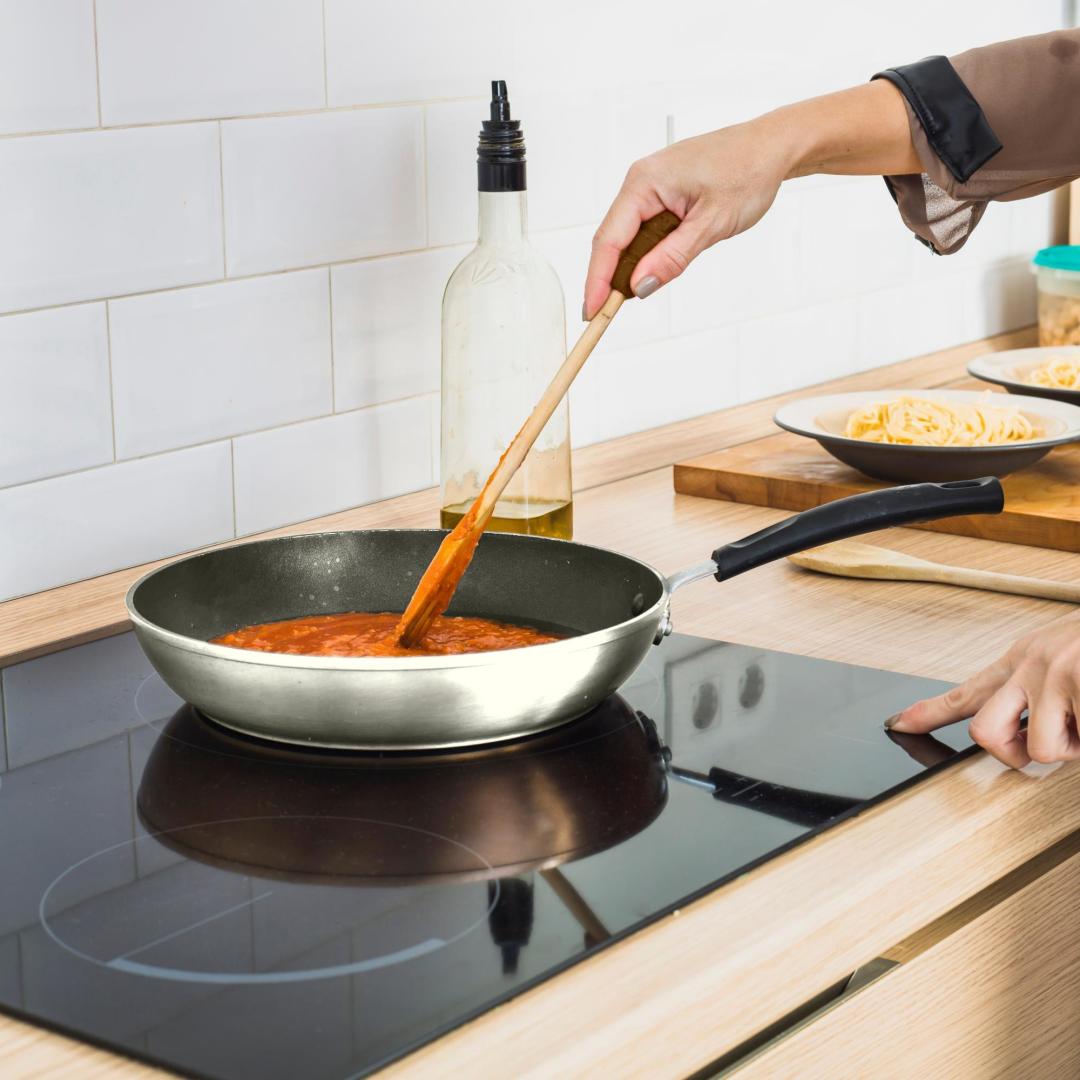 Gas Stoves vs. Induction Cooktops: Which is Better?