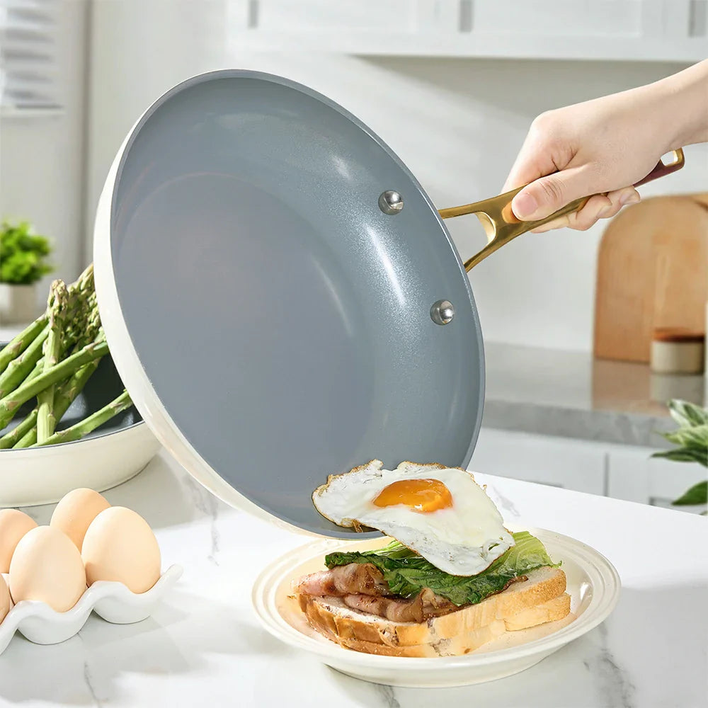 Difference between Ceramic and Non Stick Cookware