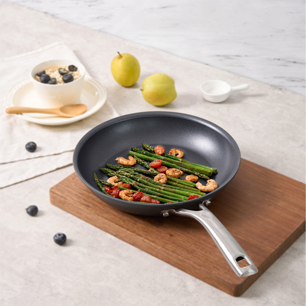 How Do Chefs Clean Their Cutting Boards?