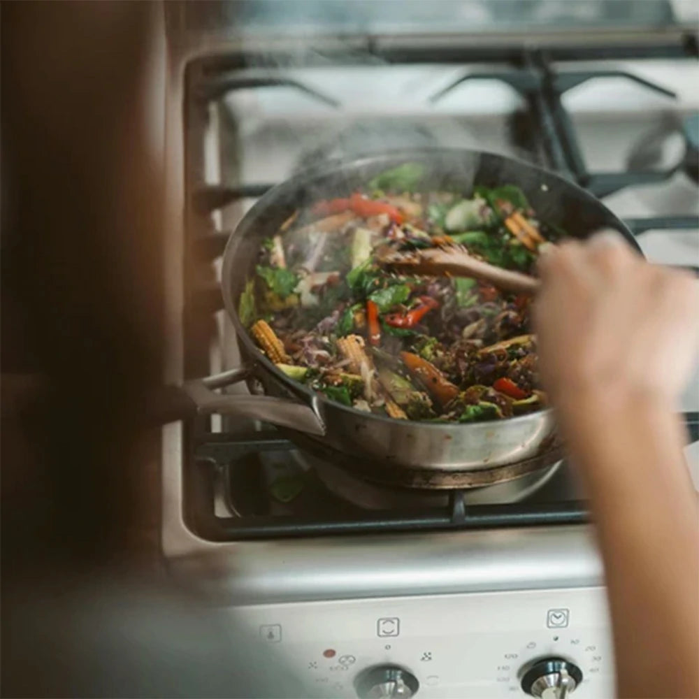 Blog: The Subtle Differences between Sautéing and Frying